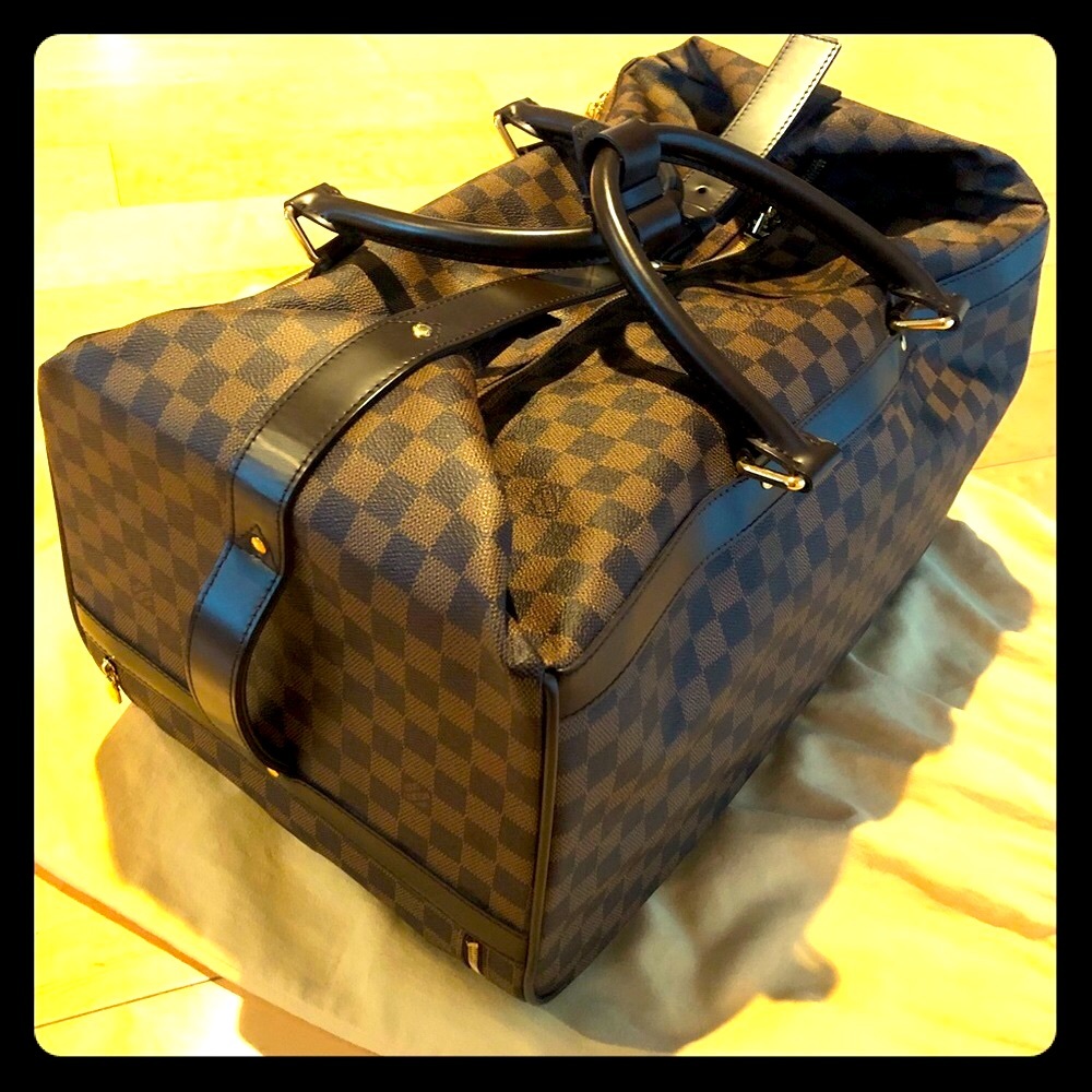 Authentic Louis Vuitton Eole 50 Damier